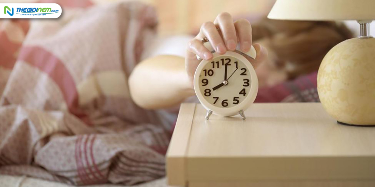 Những tác hại của việc ngủ nướng mà bạn có thể chưa biết?
