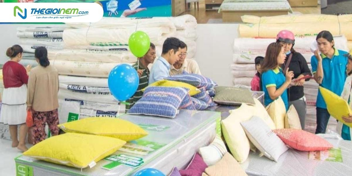 Giặt nệm lò xo tại nhà quận Tân Phú giá rẻ