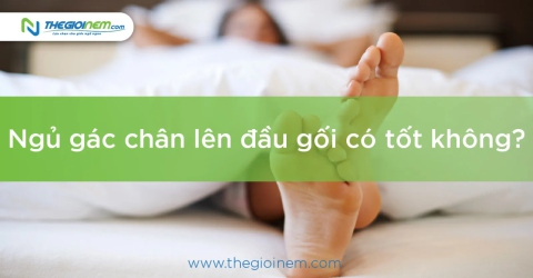 Ngủ gác chân lên đầu gối có tốt không? - Thegioinem.com