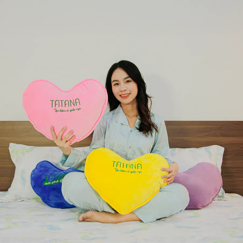 Gối trang trí hình trái tim